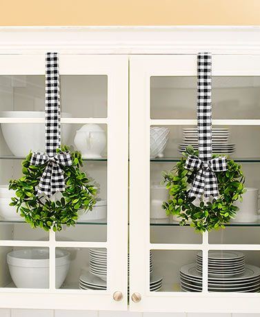 LCI Set of 2 Faux Kitchen Cabinet Wreaths(27.9 W x 53.3L )cm Each