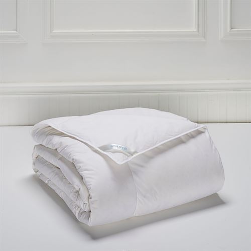 Nestwell™ Medium Warmth White Down King Comforter in White