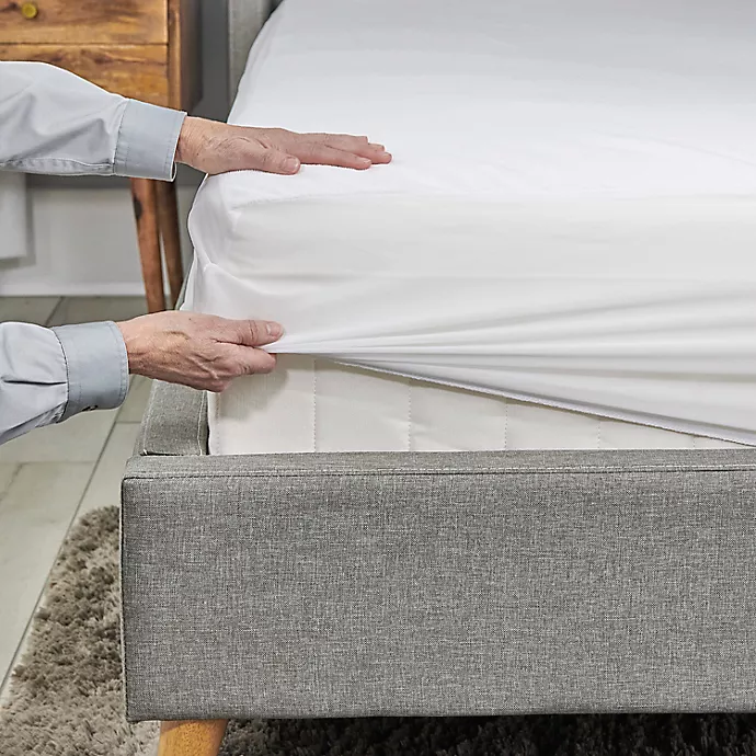 Nestwell™ Soft Terry Fitted Full Mattress Cover