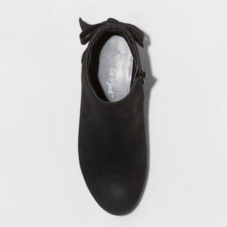 Girls' Norma Zipper Slip-On Chelsea Boots - Cat & Jack™ Black