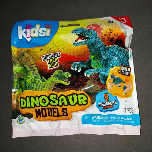 Kidsi Dinosaur models Ages 6 and up 2 dinosaurs inside! 17 pieces