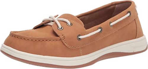Amazon Essentials Women's Casual 2 Eye Boat Shoe on Comfort Outsole
