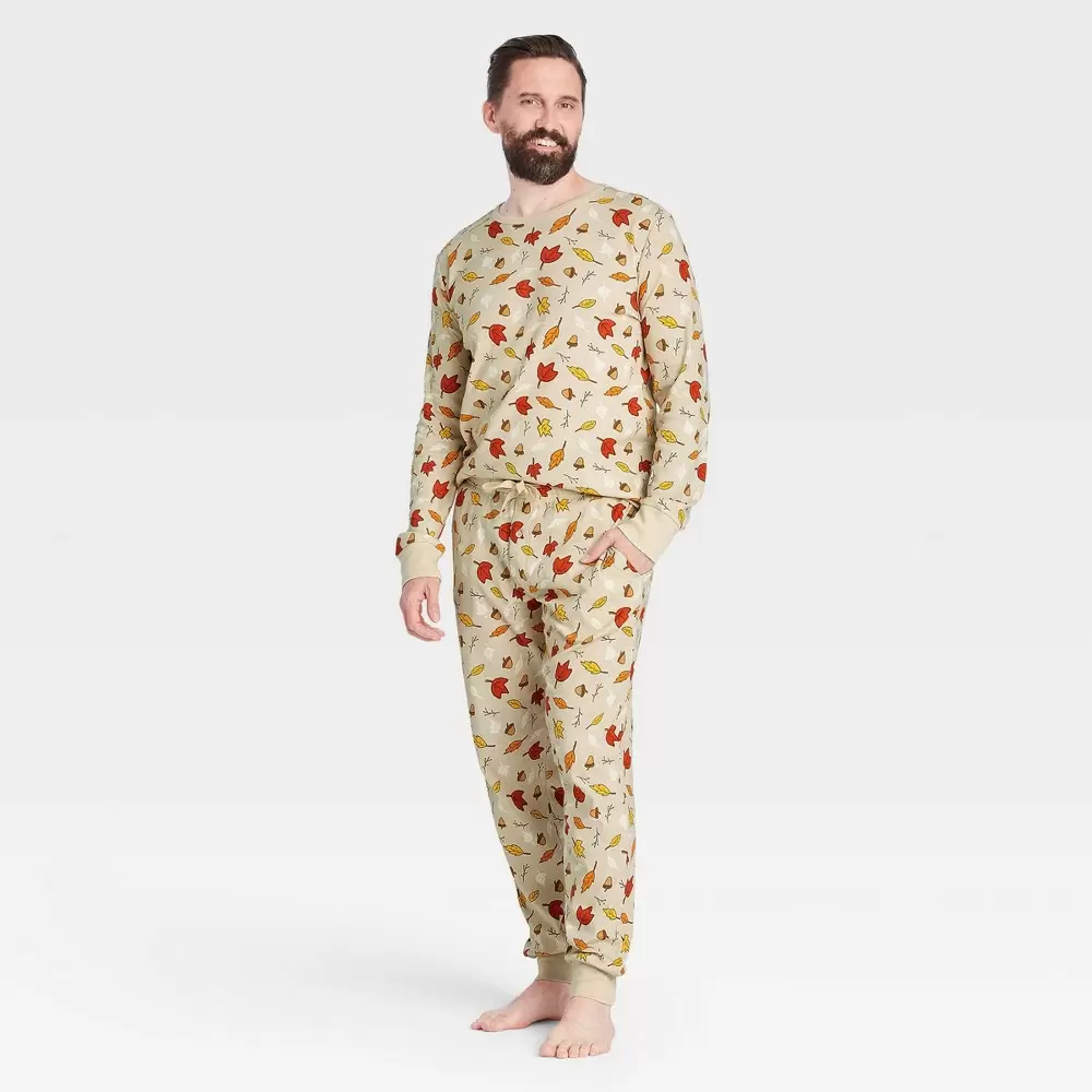 Men's Fall Leaf Print Matching Family Pajama Set - Oatmeal XXL