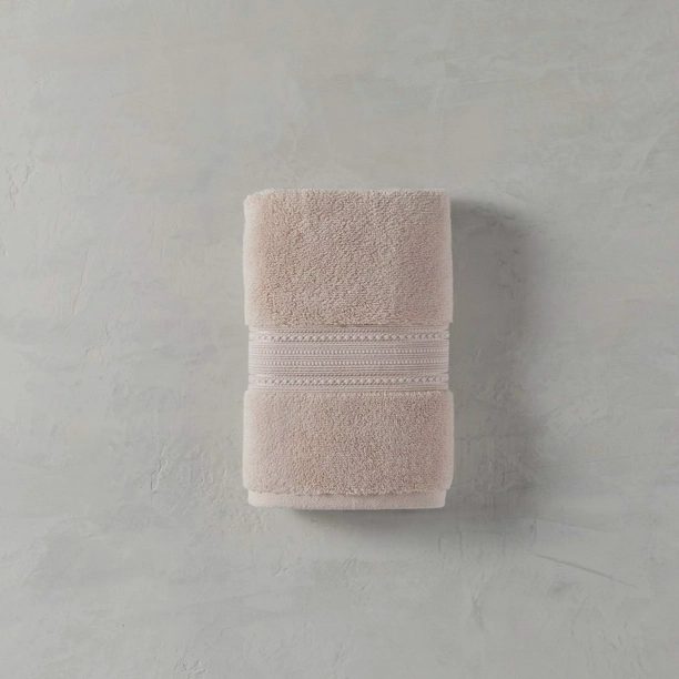 Better Homes & Gardens Signature Soft Solid Hand Towel, Cherry Blossom
