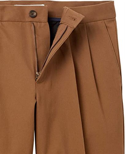 Amazon Essentials Men's Classic-Fit Wrinkle-Resistant Pleated Chino Pant, Dark Khaki Brown, XL