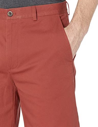 Amazon Essentials Men's Classic-Fit 9" Short