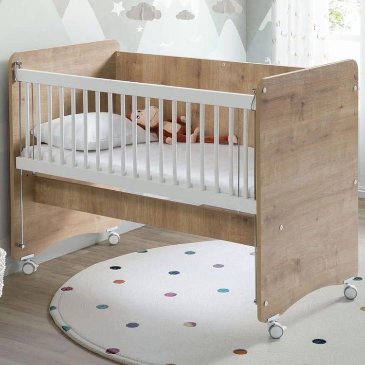 Babywhen Mother Side Crib with Wheels Somon