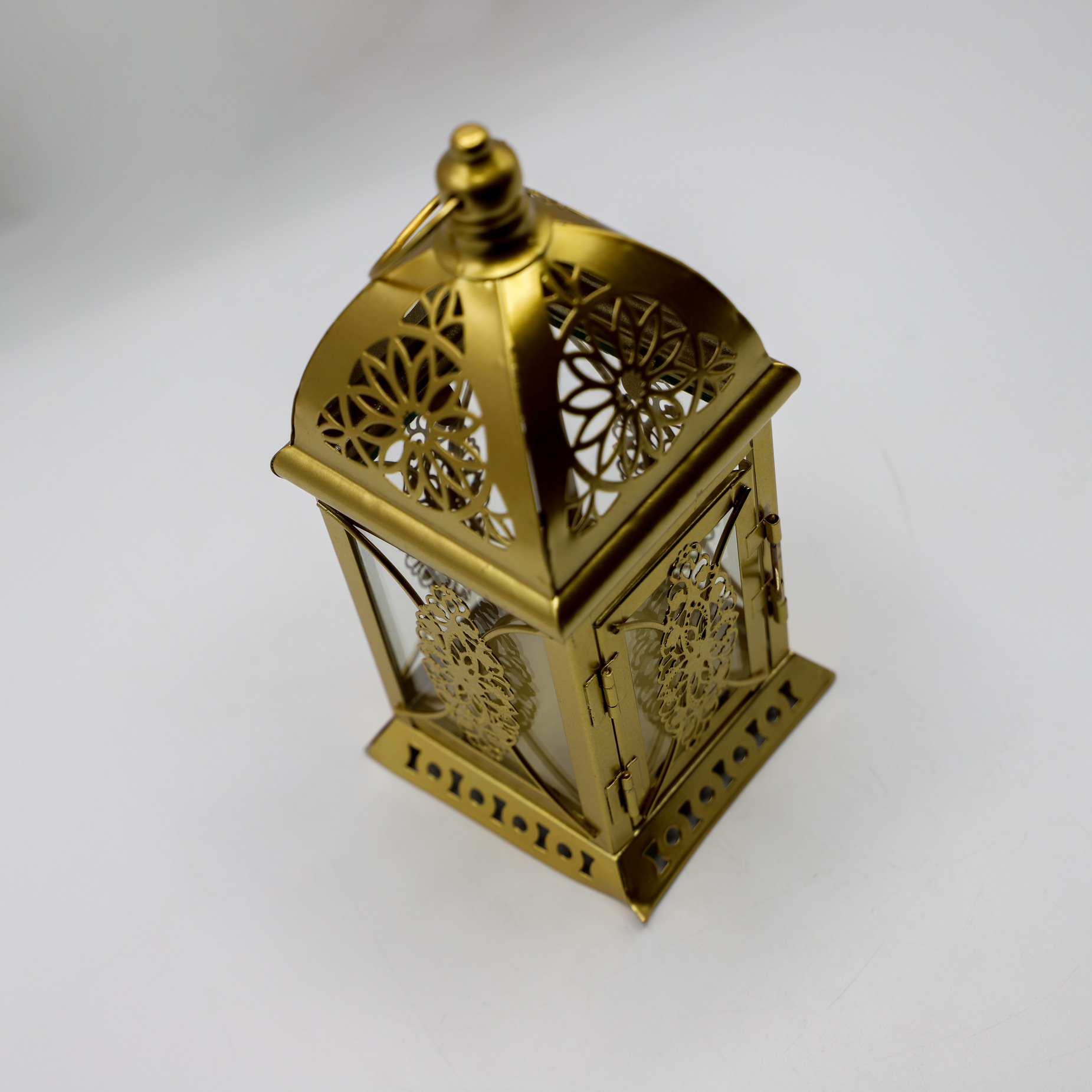 Luminous And Decorative Gold Metal Lantern In Islamic Style
