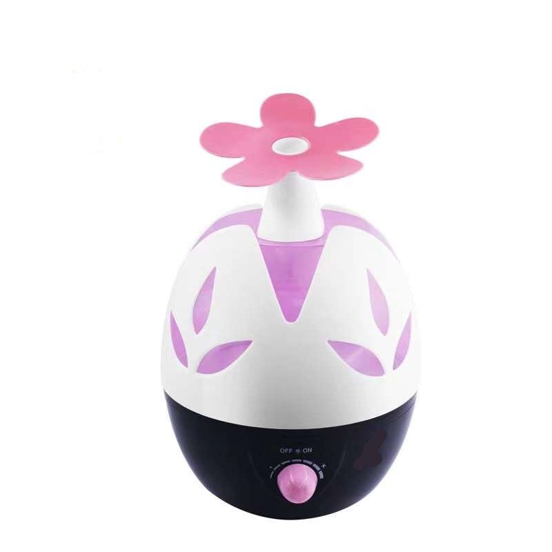 Air humidifier and vaporizer in the shape of a flower