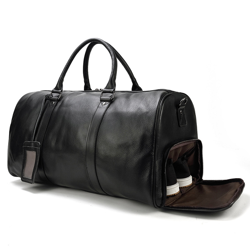 Large capacity leather travel bag for men and women