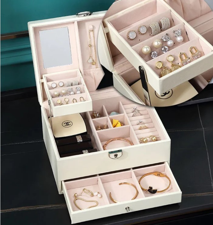 Jewelry Box with Lock - White