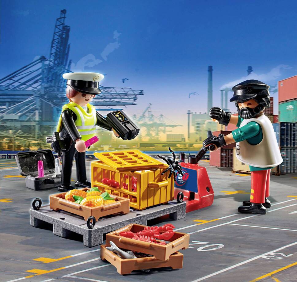 Playmobil City Action Cargo Check