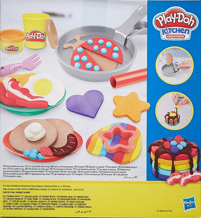 Play-Doh Kitchen Creations Flip 'n Pancakes Playset with 14 Play Kitchen Accessories