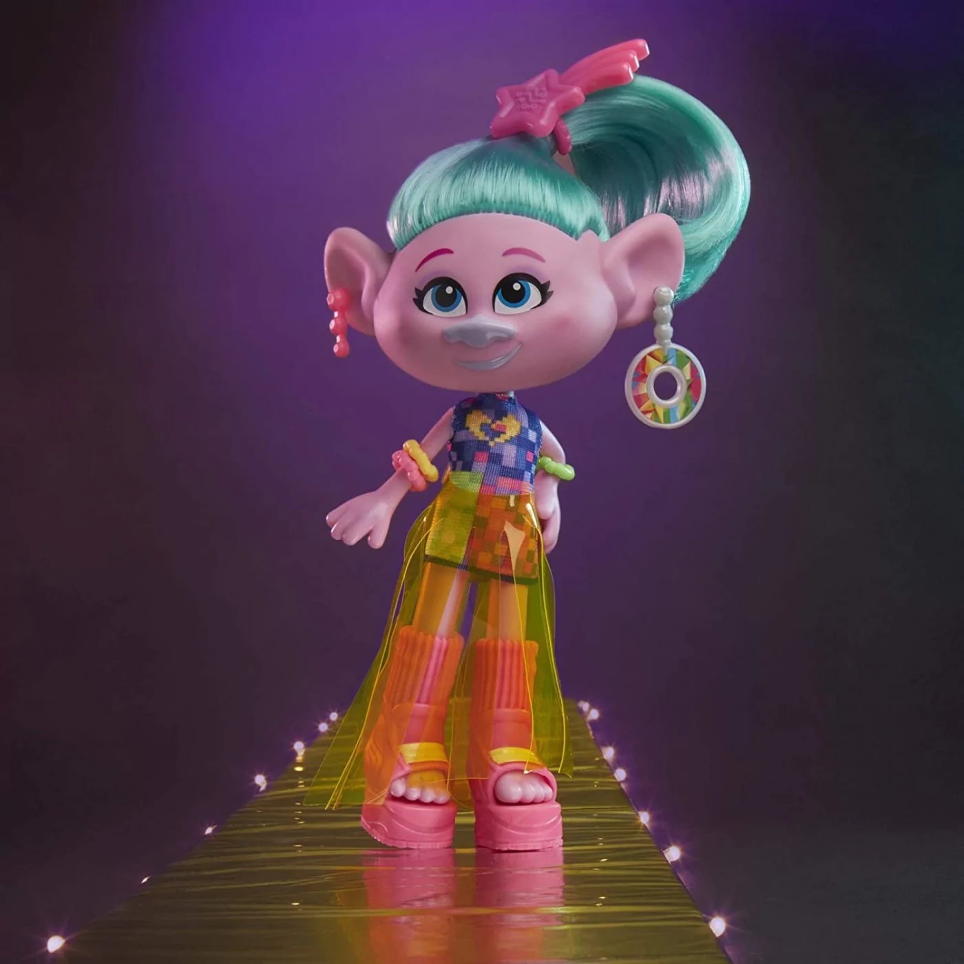 Hasbro Trolls Deluxe Fashion Dolls - Glam Satin