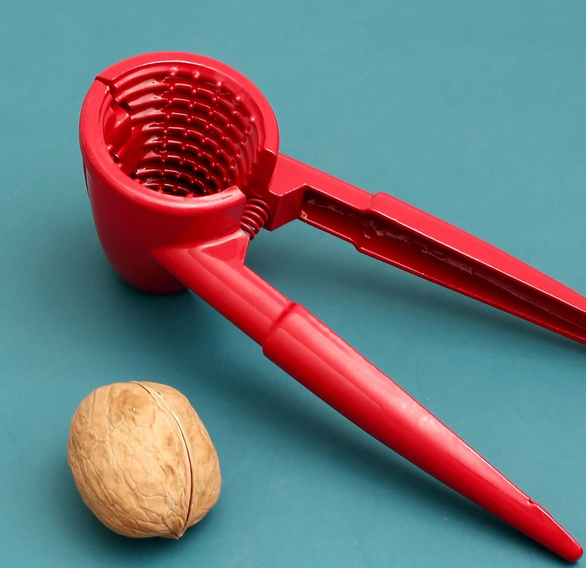 Nutcracker tool Nut pliers with non-slip handle
